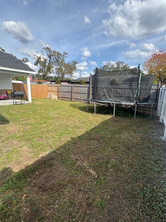 Image 37 of property listing at 6745 RALSTON BEACH CIRCLE, Tampa, FL 33614