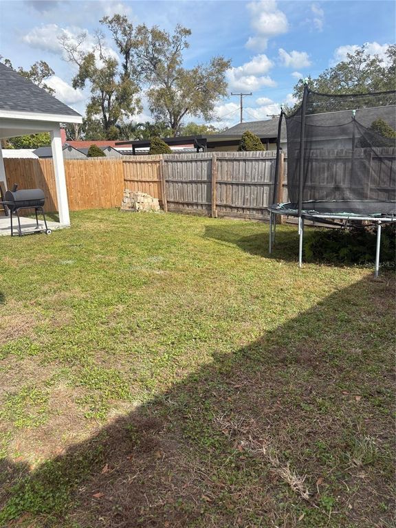 Image 39 of property listing at 6745 RALSTON BEACH CIRCLE, Tampa, FL 33614