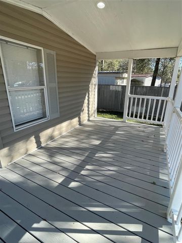 17881 William Lane, Conroe, TX 77302