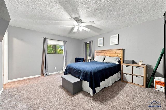 6 Merry Lane, Spearfish, SD 57783
