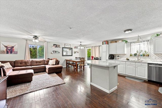 6 Merry Lane, Spearfish, SD 57783