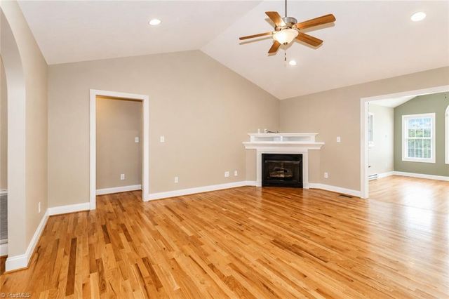 115 Seven Springs Loop, Statesville, NC 28625