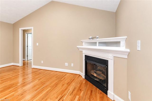 115 Seven Springs Loop, Statesville, NC 28625