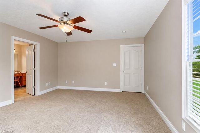 115 Seven Springs Loop, Statesville, NC 28625