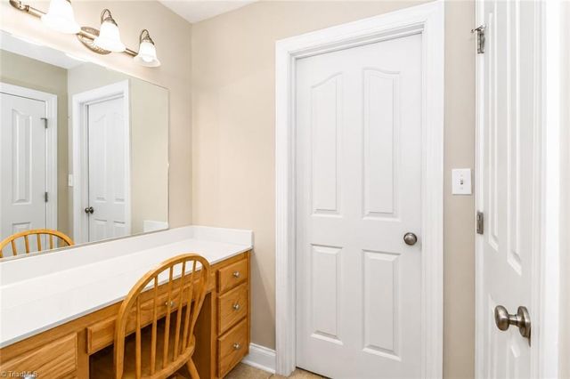 115 Seven Springs Loop, Statesville, NC 28625