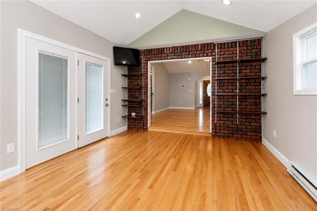 115 Seven Springs Loop, Statesville, NC 28625