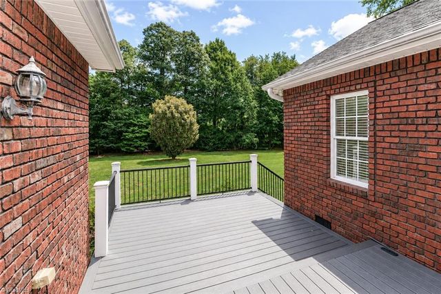 115 Seven Springs Loop, Statesville, NC 28625