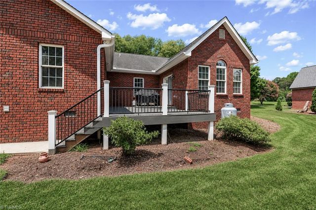 115 Seven Springs Loop, Statesville, NC 28625