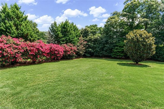 115 Seven Springs Loop, Statesville, NC 28625