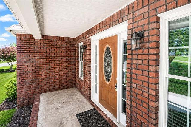 115 Seven Springs Loop, Statesville, NC 28625
