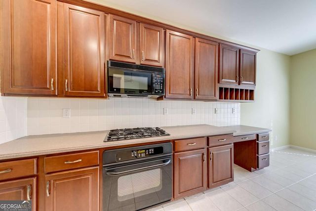 1151 Emperor Lane, Hoschton, GA 30548