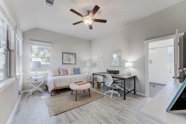 111 Sugar Peak Court, Montgomery, TX 77316