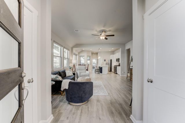 111 Sugar Peak Court, Montgomery, TX 77316