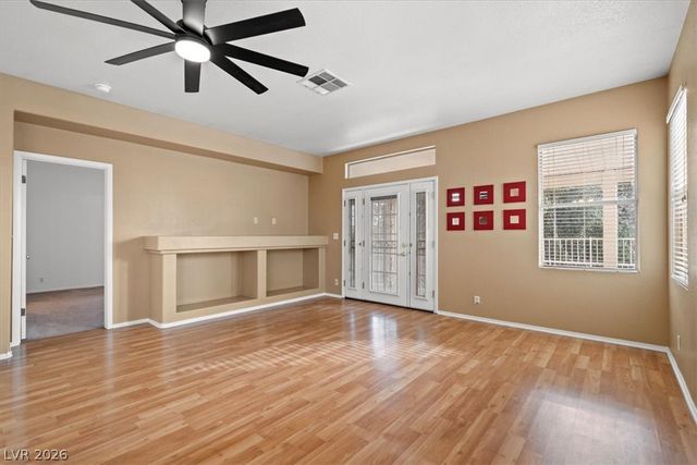 7904 Smokey Ridge Court, Las Vegas, NV 89131