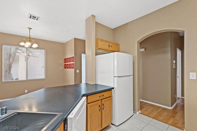 7904 Smokey Ridge Court, Las Vegas, NV 89131