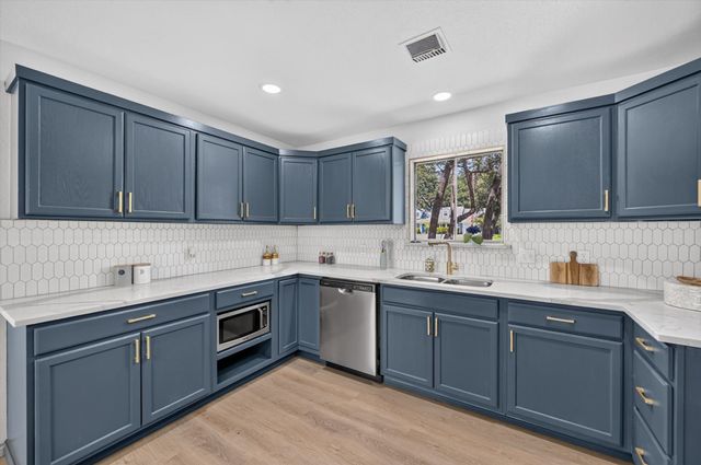 1620 Sunnybrook Drive, Irving, TX 75061