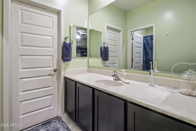 1013 W BLUE RIDGE Drive, San Tan Valley, AZ 85140