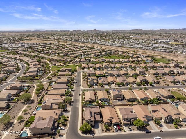 1013 W BLUE RIDGE Drive, San Tan Valley, AZ 85140