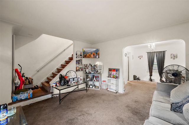 9236 Evergreen Avenue, Detroit, MI 48228