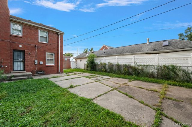 9236 Evergreen Avenue, Detroit, MI 48228