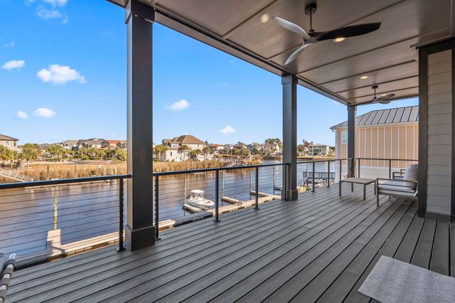 105 Serenity Point Dr., Little River, SC 29566