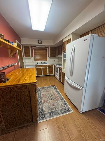 4537 Greencove Avenue, Evansville, IN 47714