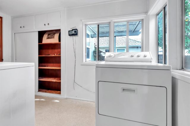 803 51st St, Sacramento, CA 95819