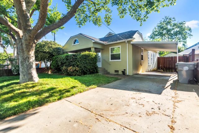 803 51st St, Sacramento, CA 95819