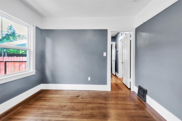 803 51st St, Sacramento, CA 95819