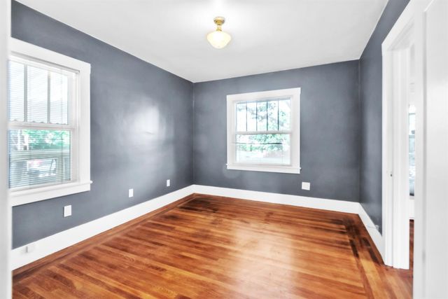 803 51st St, Sacramento, CA 95819