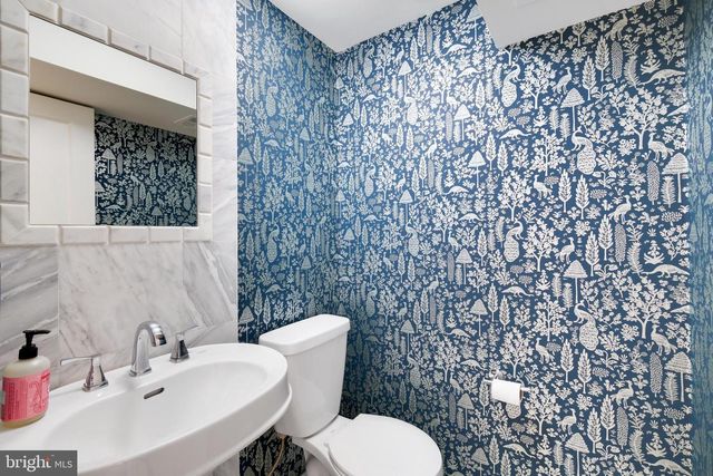 11411 ROLLING HOUSE RD, Rockville, MD 20852