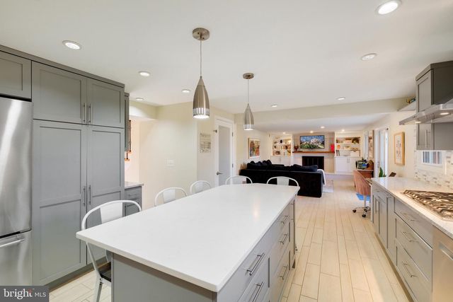 11411 ROLLING HOUSE RD, Rockville, MD 20852