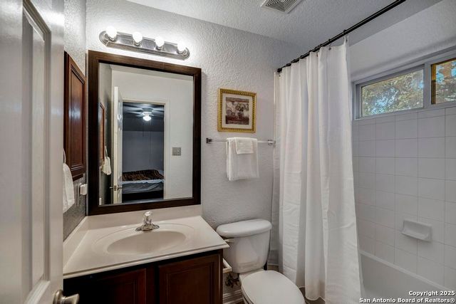 1934 Oak Flat Rd, San Antonio, TX 78251