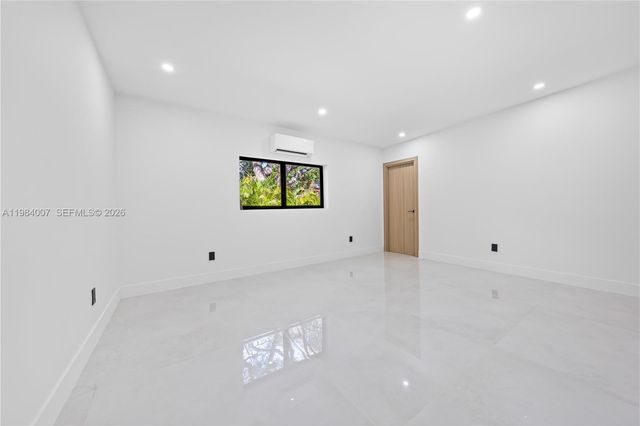 12335 Griffing Boulevard, North Miami, FL 33161