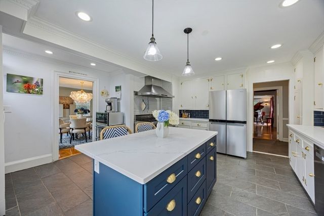 166 Salem Street, North Andover, MA 01845