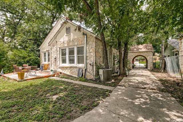 514 Donaldson, San Antonio, TX 78201