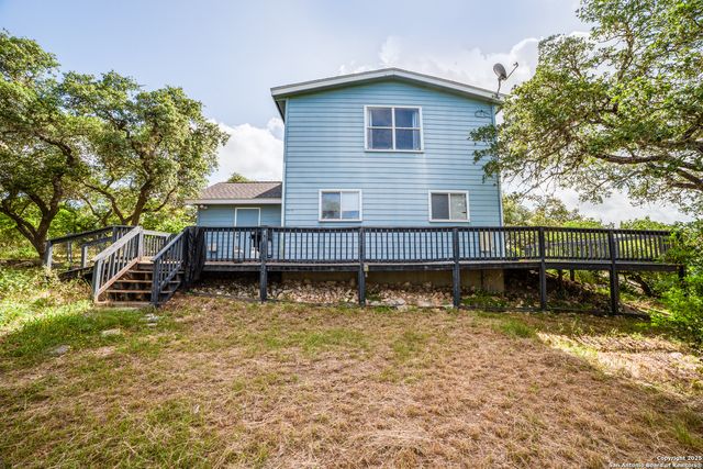 3355 County Road 265, Mico, TX 78056