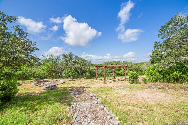 3355 County Road 265, Mico, TX 78056
