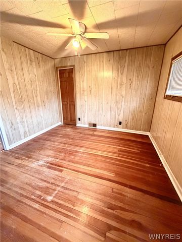 1847 Weston Avenue, Niagara Falls, NY 14305