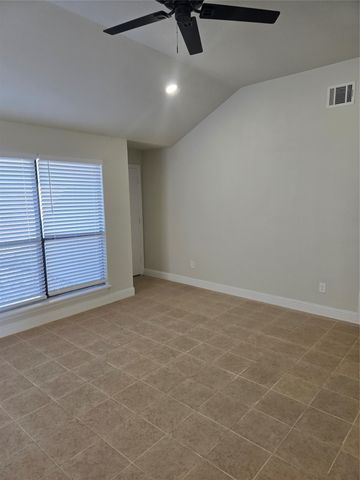 7313 Seascape Drive, Rowlett, TX 75088