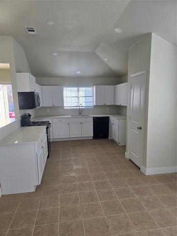 7313 Seascape Drive, Rowlett, TX 75088