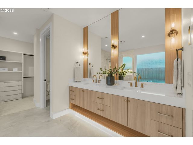 12309 Ne 66TH Ct, Vancouver, WA 98686