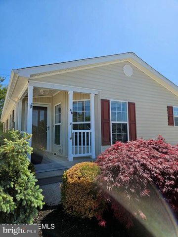 48 FORT LEE DR, Manahawkin, NJ 08050