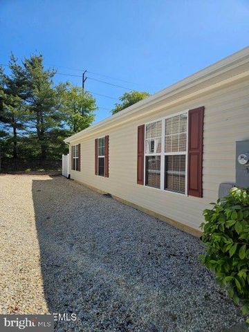 48 FORT LEE DR, Manahawkin, NJ 08050