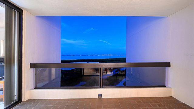 1932 HARBOURSIDE DRIVE 254, Longboat Key, FL 34228