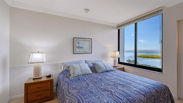 1932 HARBOURSIDE DRIVE 254, Longboat Key, FL 34228