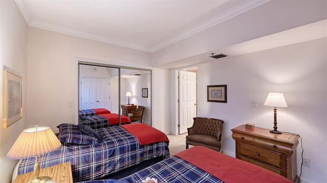 1932 HARBOURSIDE DRIVE 254, Longboat Key, FL 34228