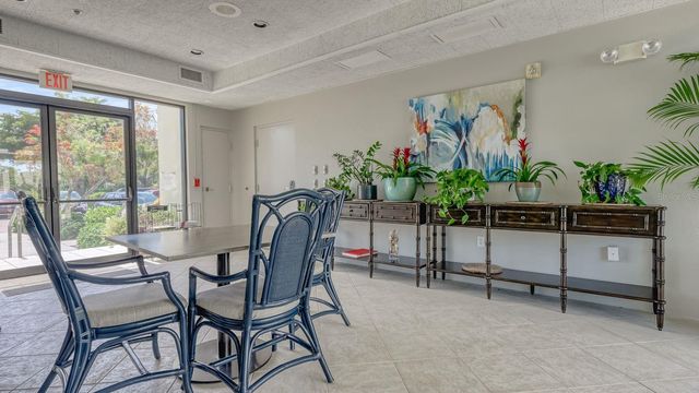 1932 HARBOURSIDE DRIVE 254, Longboat Key, FL 34228