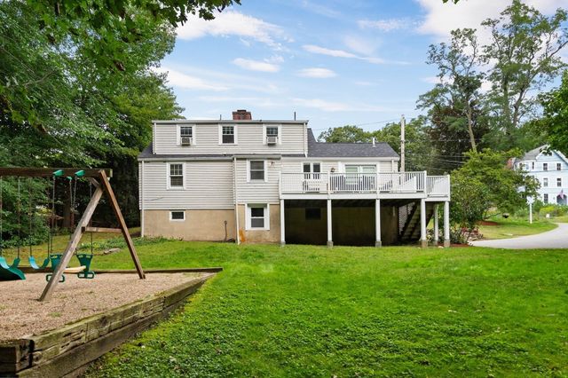 11 Stratham Rd, Lexington, MA 02421