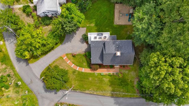 11 Stratham Rd, Lexington, MA 02421